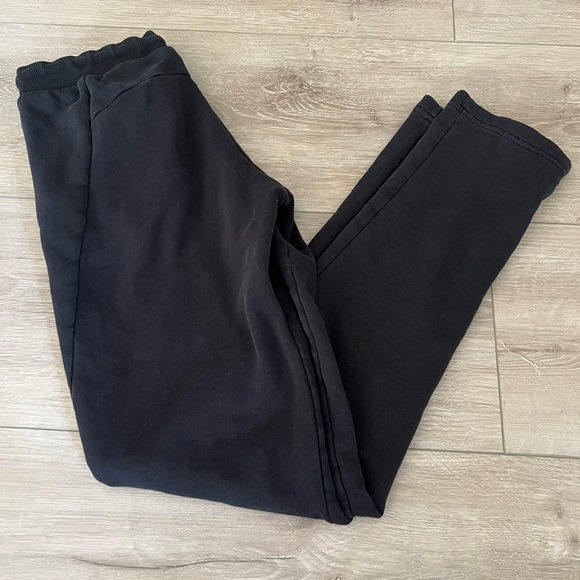 Women’s Puma Black Sweat Pants with Pockets - Picture 1 of 6